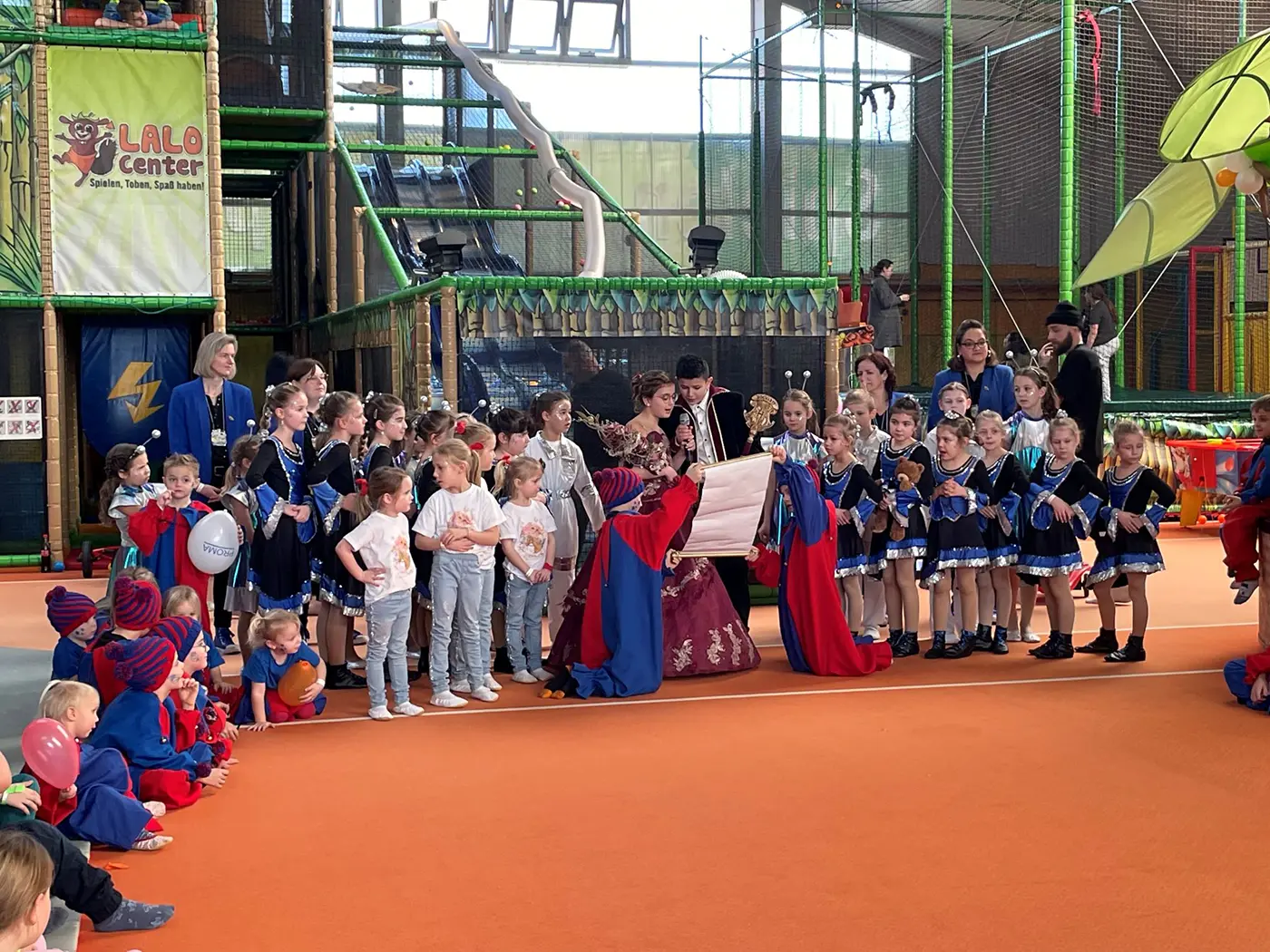 FG Finndonia Auftritt der Kinder