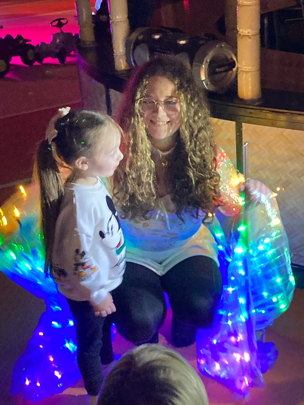 Lichterkette Silvester mit Kind